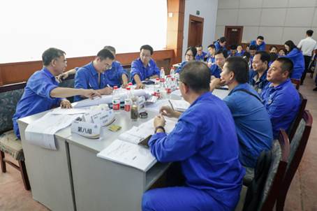 挑戰降本至高點,實現增效新里程——安彩高科開展降本增效專題培訓活動